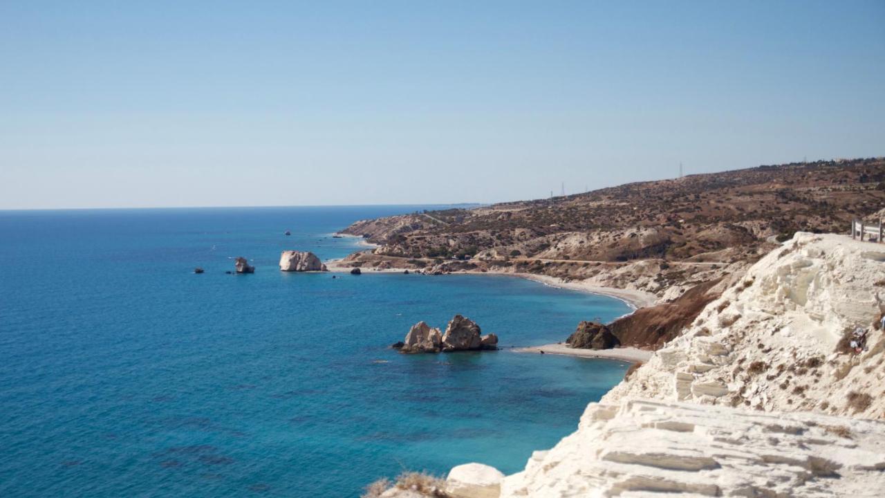 Sun Island Apartments Paphos Ngoại thất bức ảnh